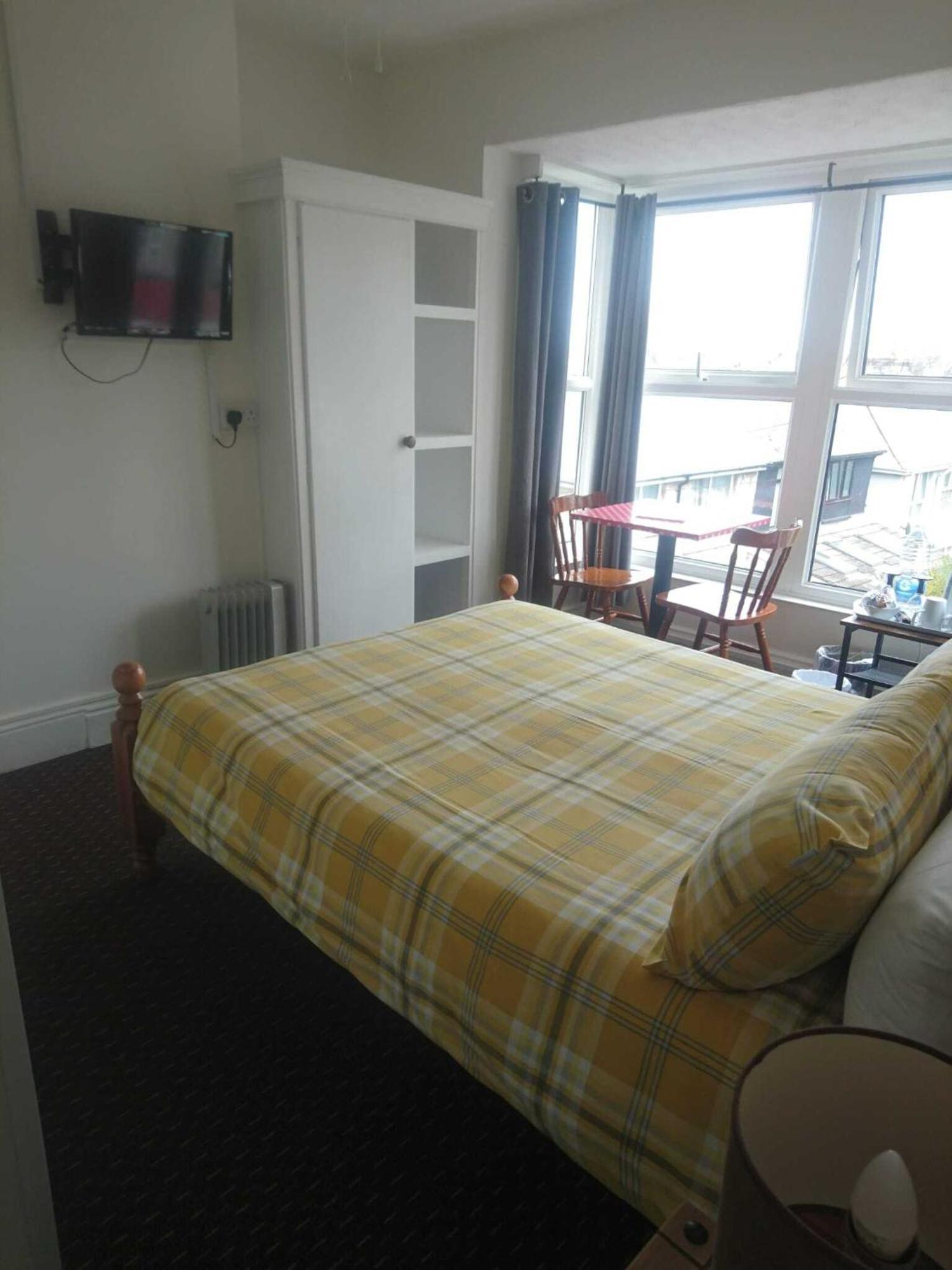 Fairways Guest House New Quay Exteriör bild