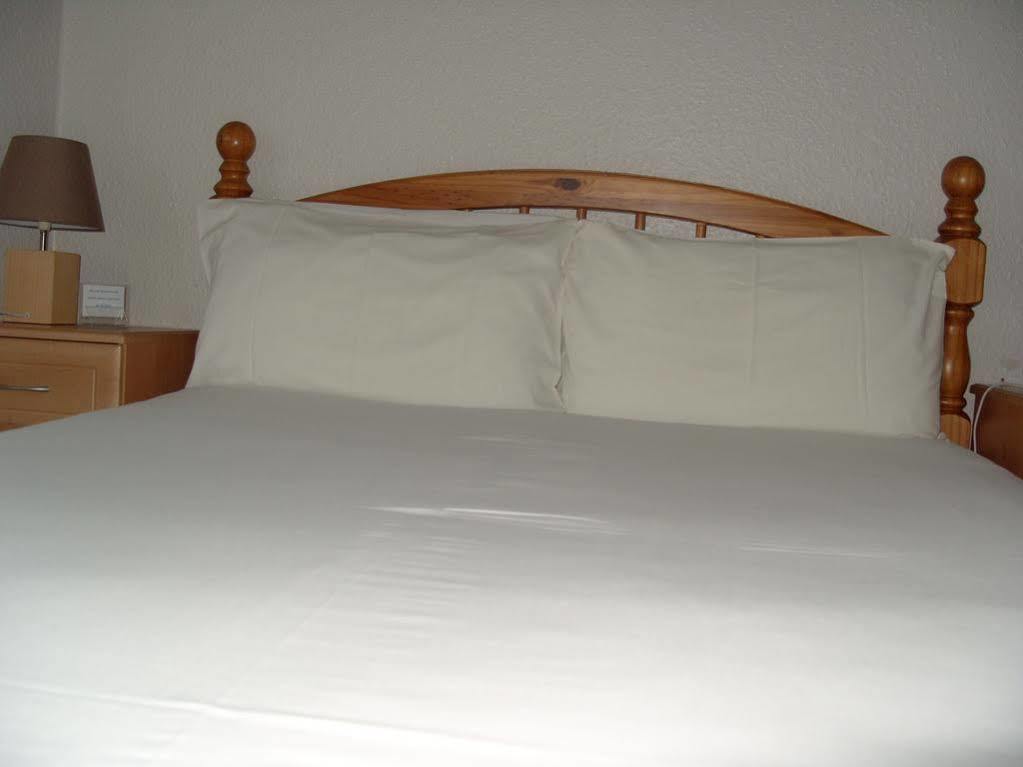 Fairways Guest House New Quay Exteriör bild
